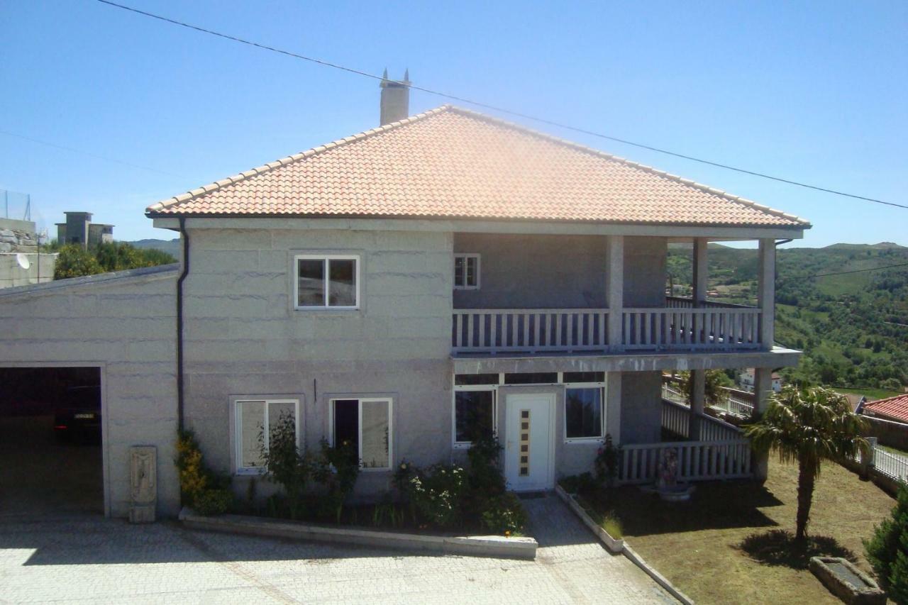 Paredes do Rio Casa Do Nascenteヴィラ エクステリア 写真